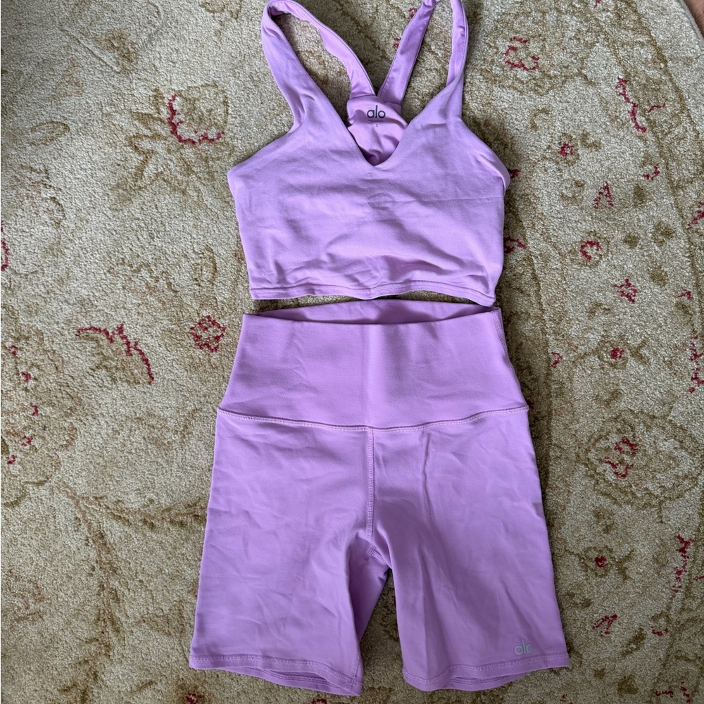 Alo yoga lilac set